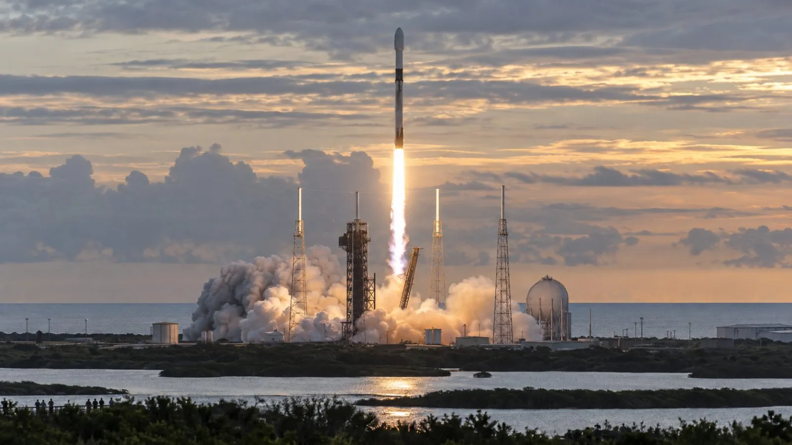 A Falcon 9 rocket rises from Cape Canaveral Space Force Station in Florida before dawn. (AI-generated image / EconoTimes)