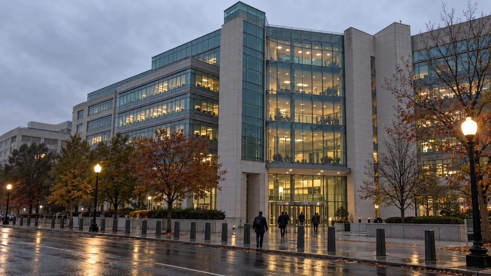 The U.S. Securities and Exchange Commission headquarters stands in Washington, D.C. / EconoTimes.ai