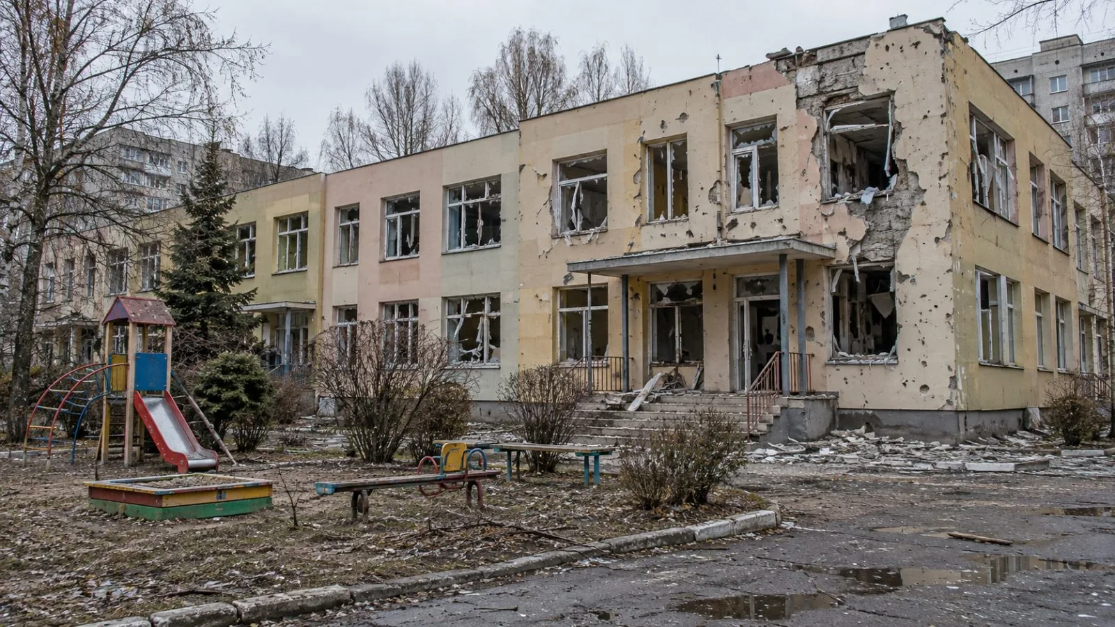 A damaged kindergarten building stands in Kharkiv’s Novobavarskyi district, Ukraine. (AI-generated image / EconoTimes)