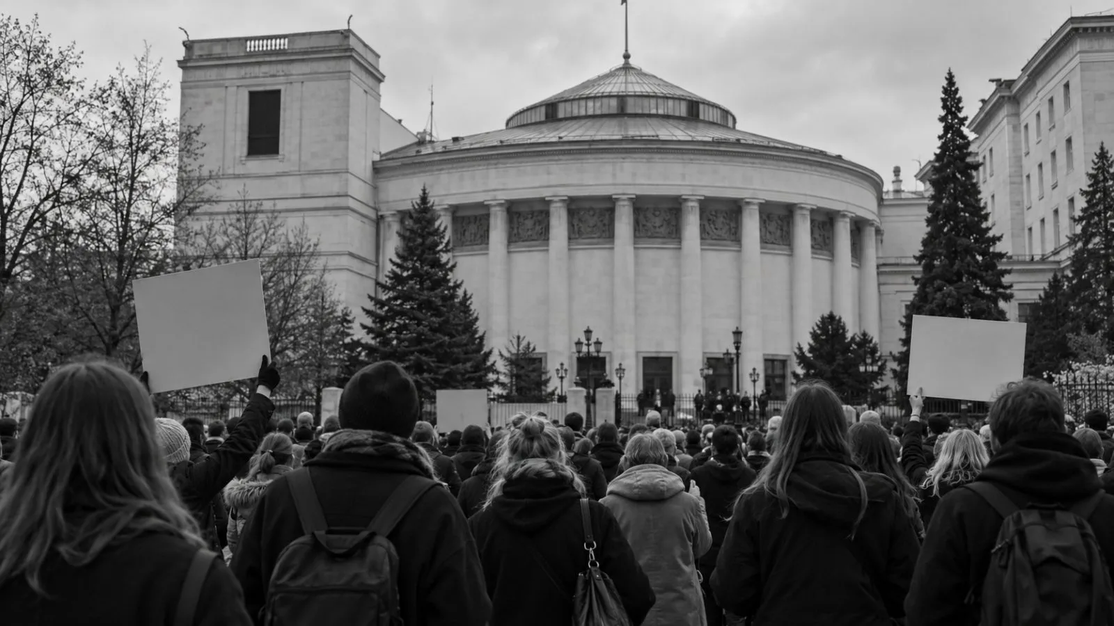 Demonstrators gather outside parliament in Warsaw, Poland, during an abortion-rights rally. (AI-generated image / EconoTimes)