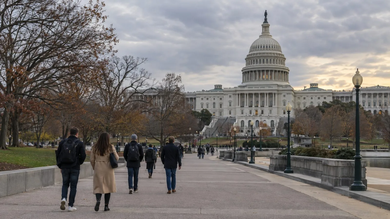 Pedestrians pass the U.S. Capitol in Washington, D.C., ahead of congressional elections. (AI-generated image / EconoTimes)