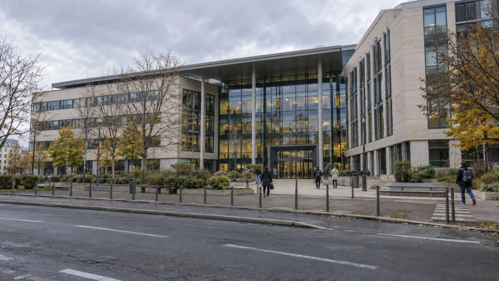 Passersby walk outside the bank's headquarters on Rue Saint-Fuscien in Amiens, France. (AI-generated image / EconoTimes)
