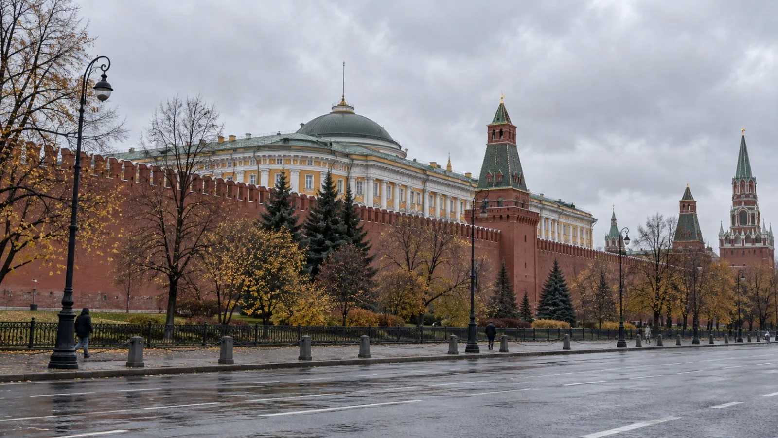 The Kremlin Senate building rises behind its red-brick wall in Moscow, Russia. (AI-generated image / EconoTimes)