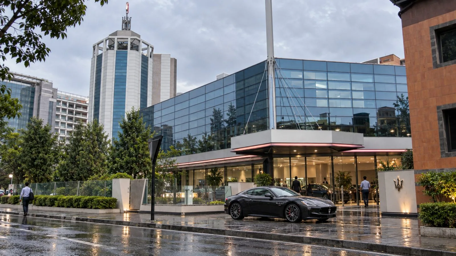 A luxury sports car sits outside a dealership at Mumbai’s Trade Centre. / EconoTimes.ai