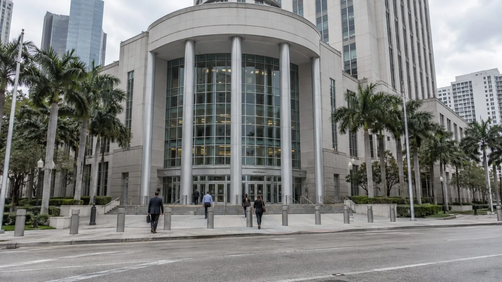 The Wilkie D. Ferguson Jr. U.S. Courthouse stands in downtown Miami, Florida (AI-generated image / EconoTimes)