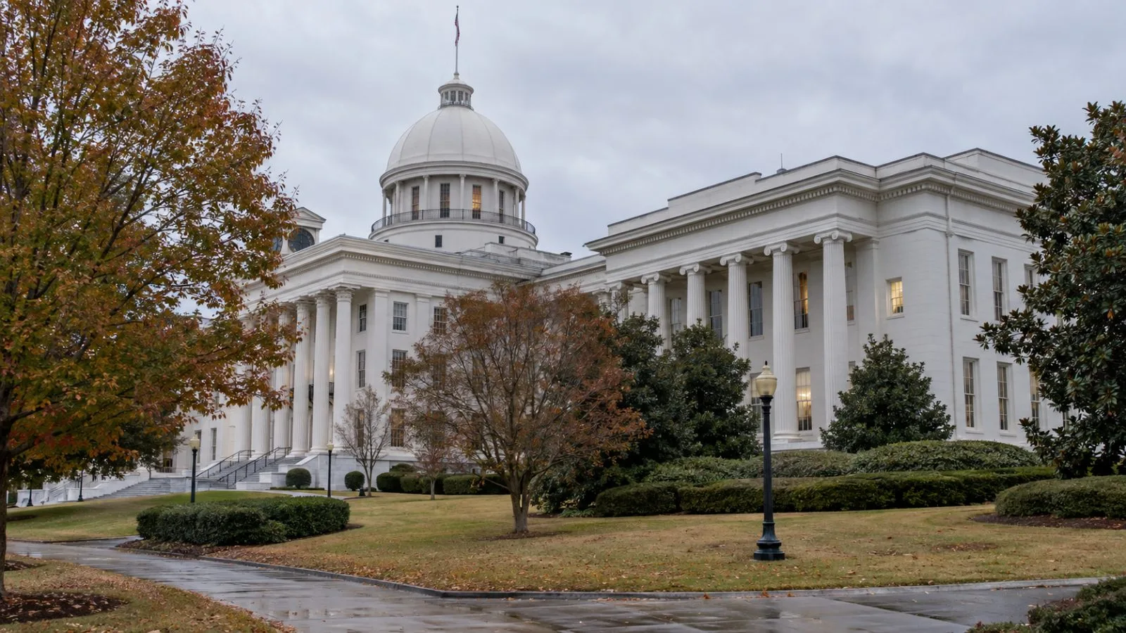 The Alabama State Capitol stands in Montgomery beneath a cloudy October sky (AI-generated image / EconoTimes)