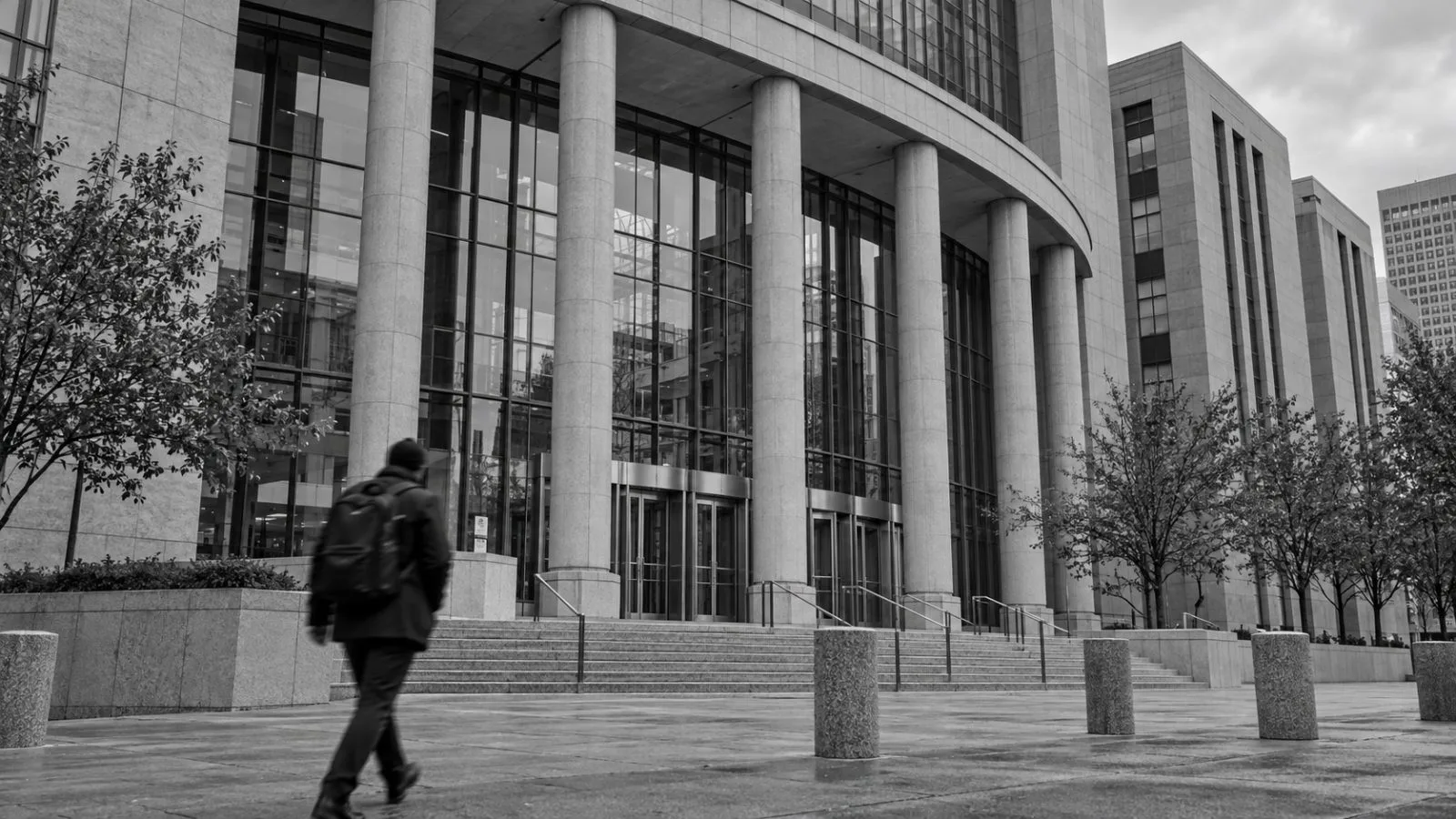 The Byron G. Rogers U.S. Courthouse stands in downtown Denver, Colorado. / EconoTimes.ai (mono)