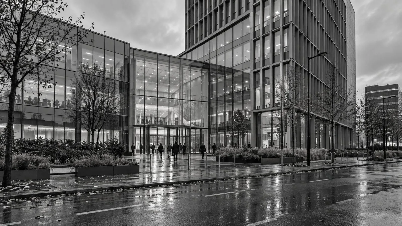 The European Medicines Agency headquarters stands in Amsterdam’s Zuidas district on an overcast morning. (AI-generated image / EconoTimes)