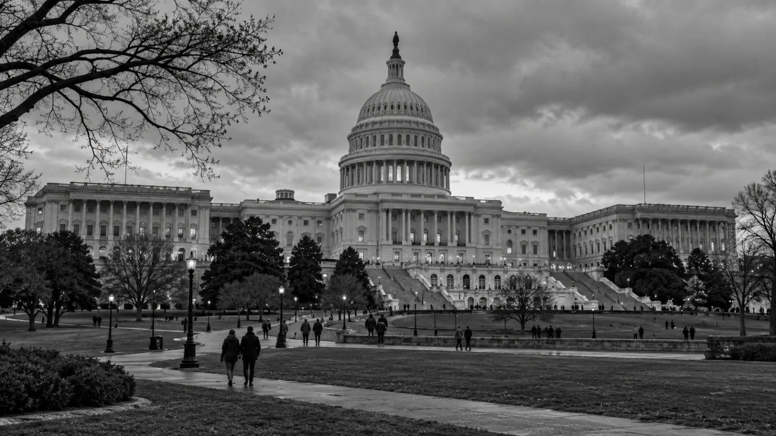 Visitors cross the Capitol grounds beneath the west front in Washington, D.C. (AI-generated image / EconoTimes)