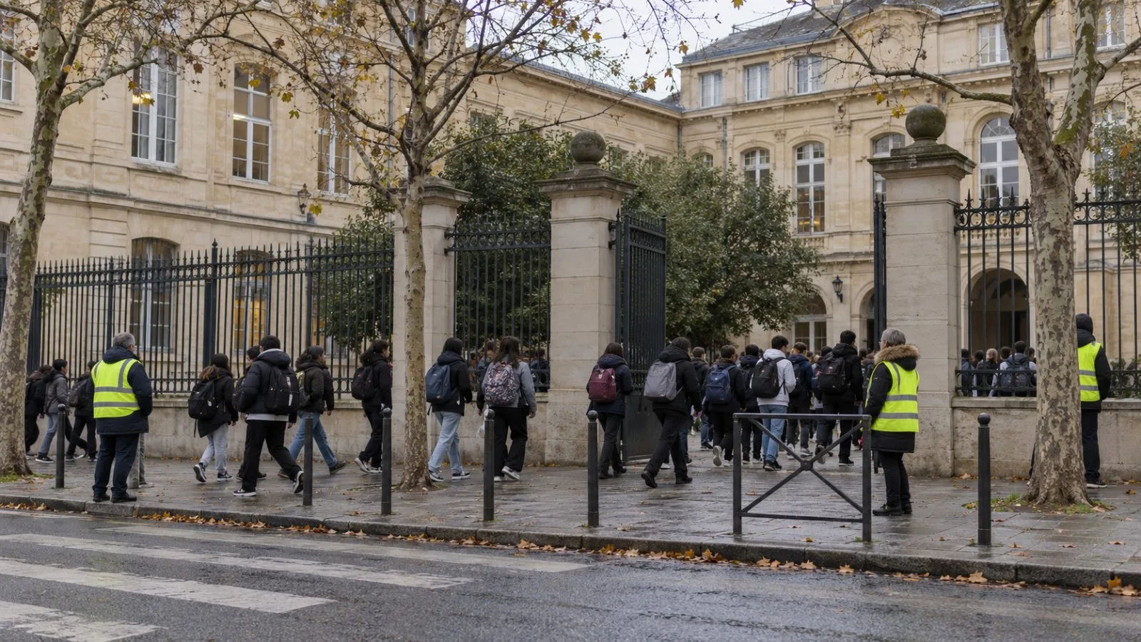 Students and yellow-vested supporters gather outside a public lycée in Paris, France. (AI-generated image / EconoTimes)