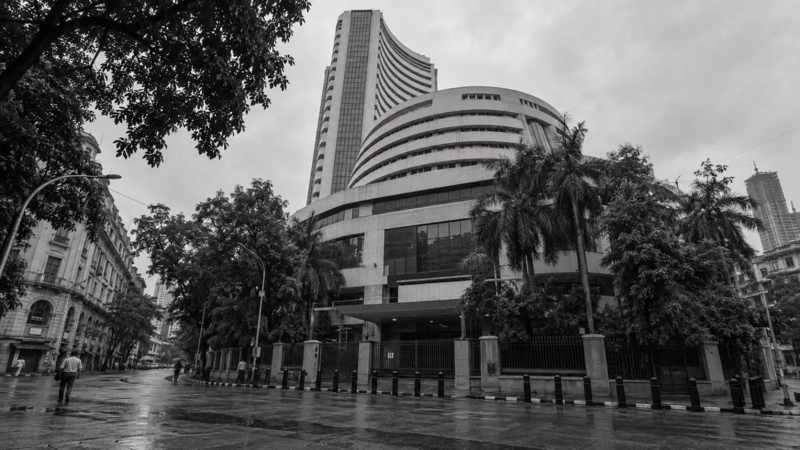 The Bombay Stock Exchange building stands quiet on Dalal Street in Mumbai (AI-generated image / EconoTimes)