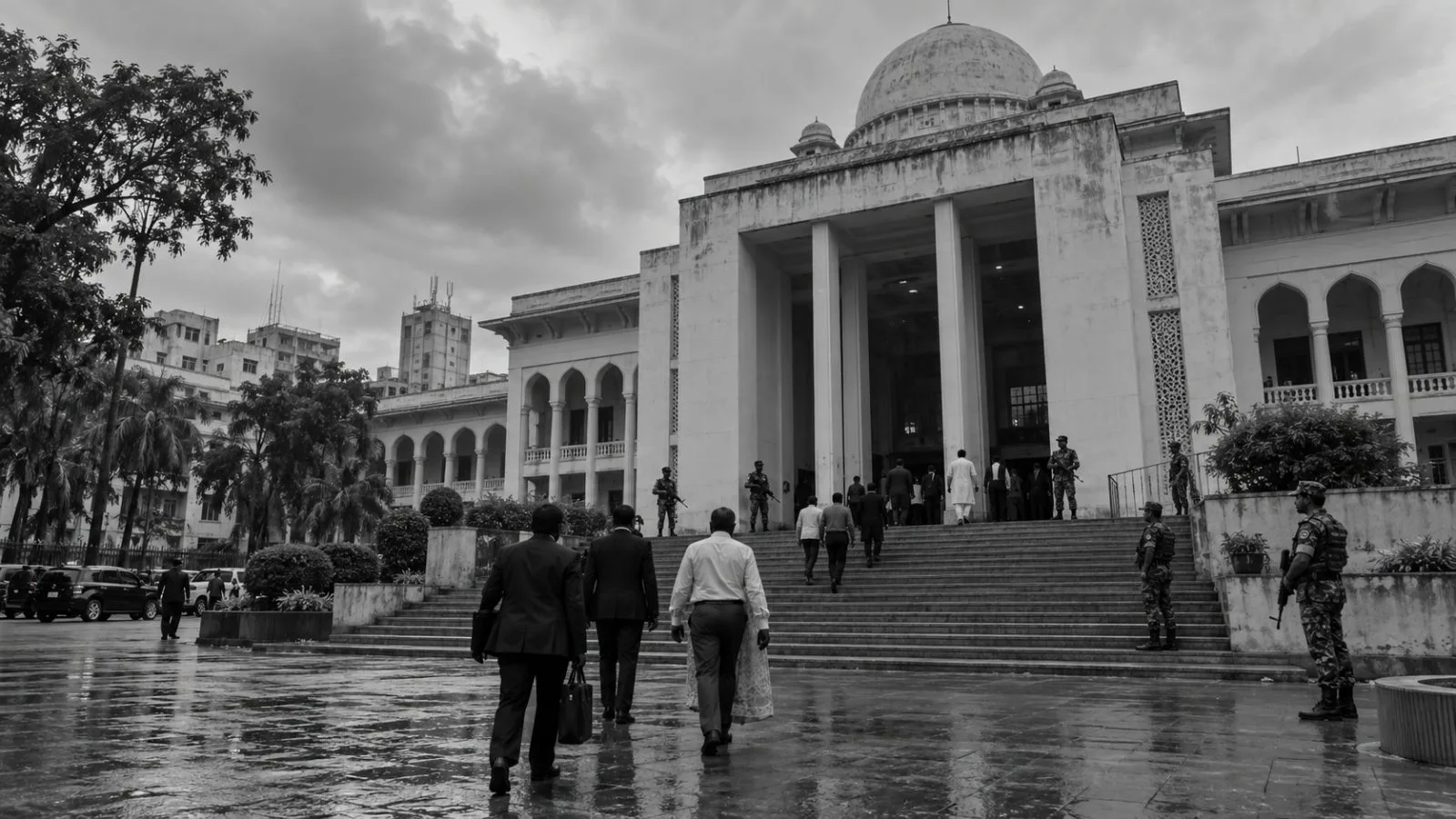 Security personnel stand outside a courthouse in Dhaka, Bangladesh. (AI-generated image / EconoTimes)