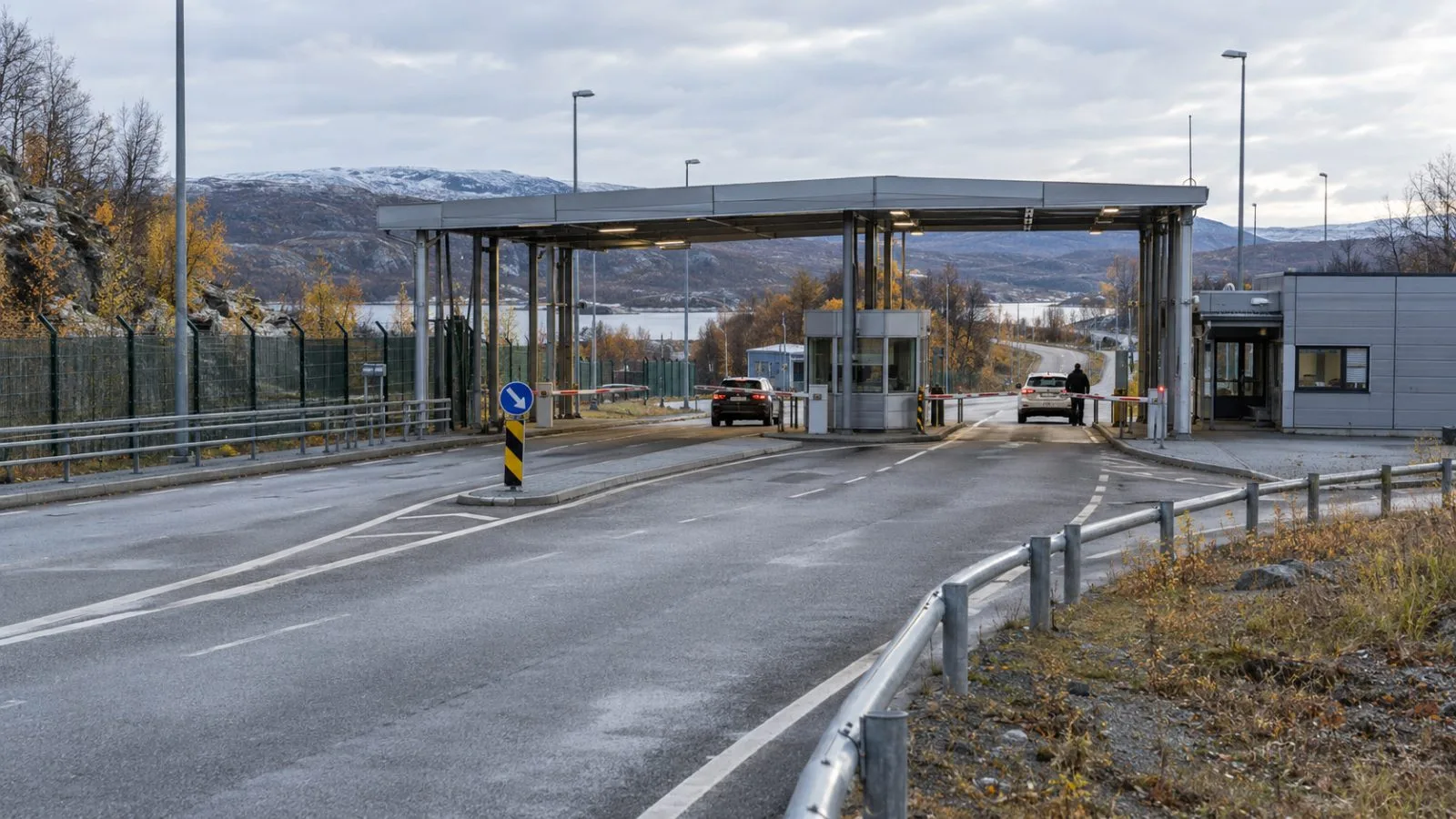 A border-control lane stands quiet at the Storskog crossing near Kirkenes, Norway. (AI-generated image / EconoTimes)