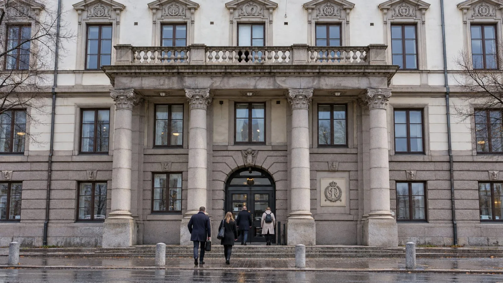 Visitors approach the Helsinki Court of Appeal in Helsinki under overcast skies. / EconoTimes.ai