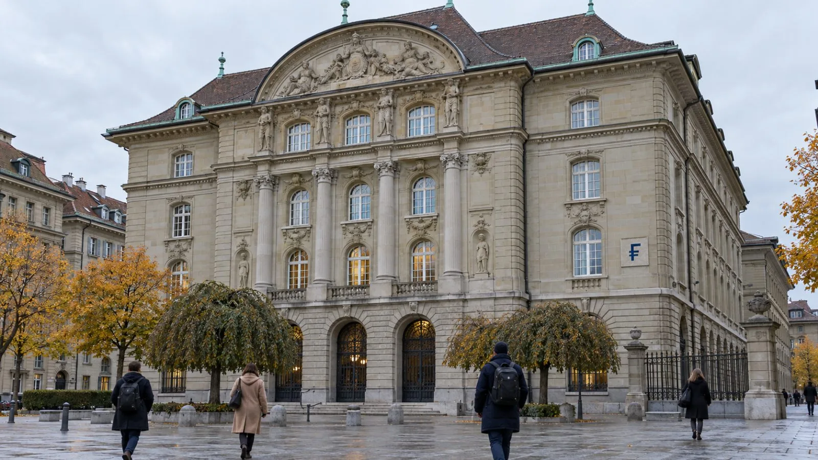 The Swiss National Bank stands on Bundesplatz in Bern beneath a low autumn sky. / EconoTimes.ai