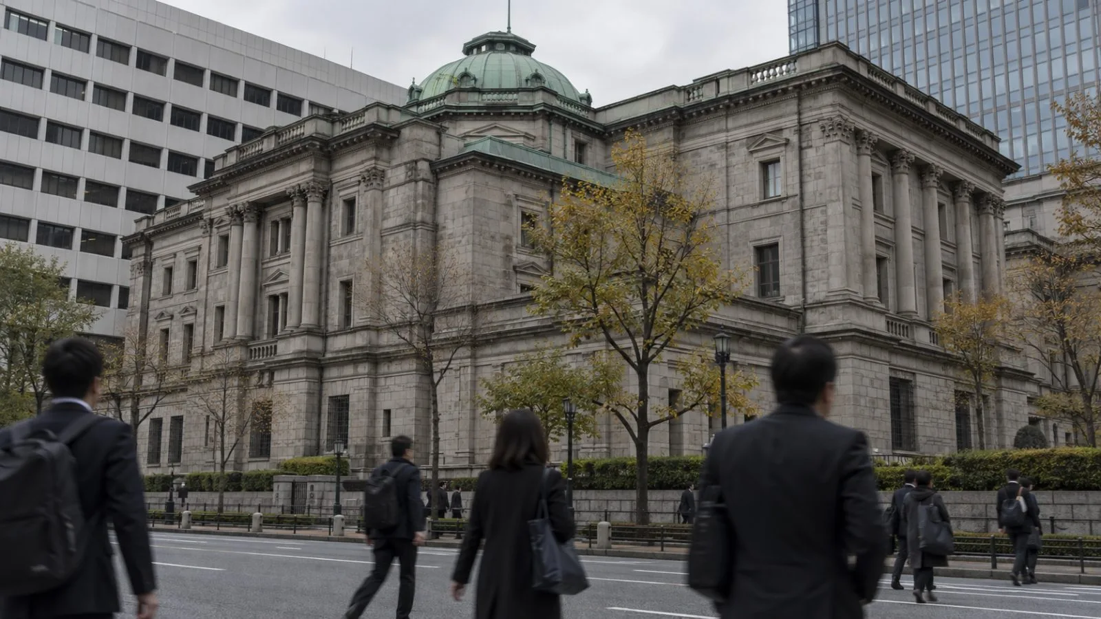 Commuters pass the Bank of Japan headquarters in Tokyo on an overcast autumn morning. (AI-generated image / EconoTimes)