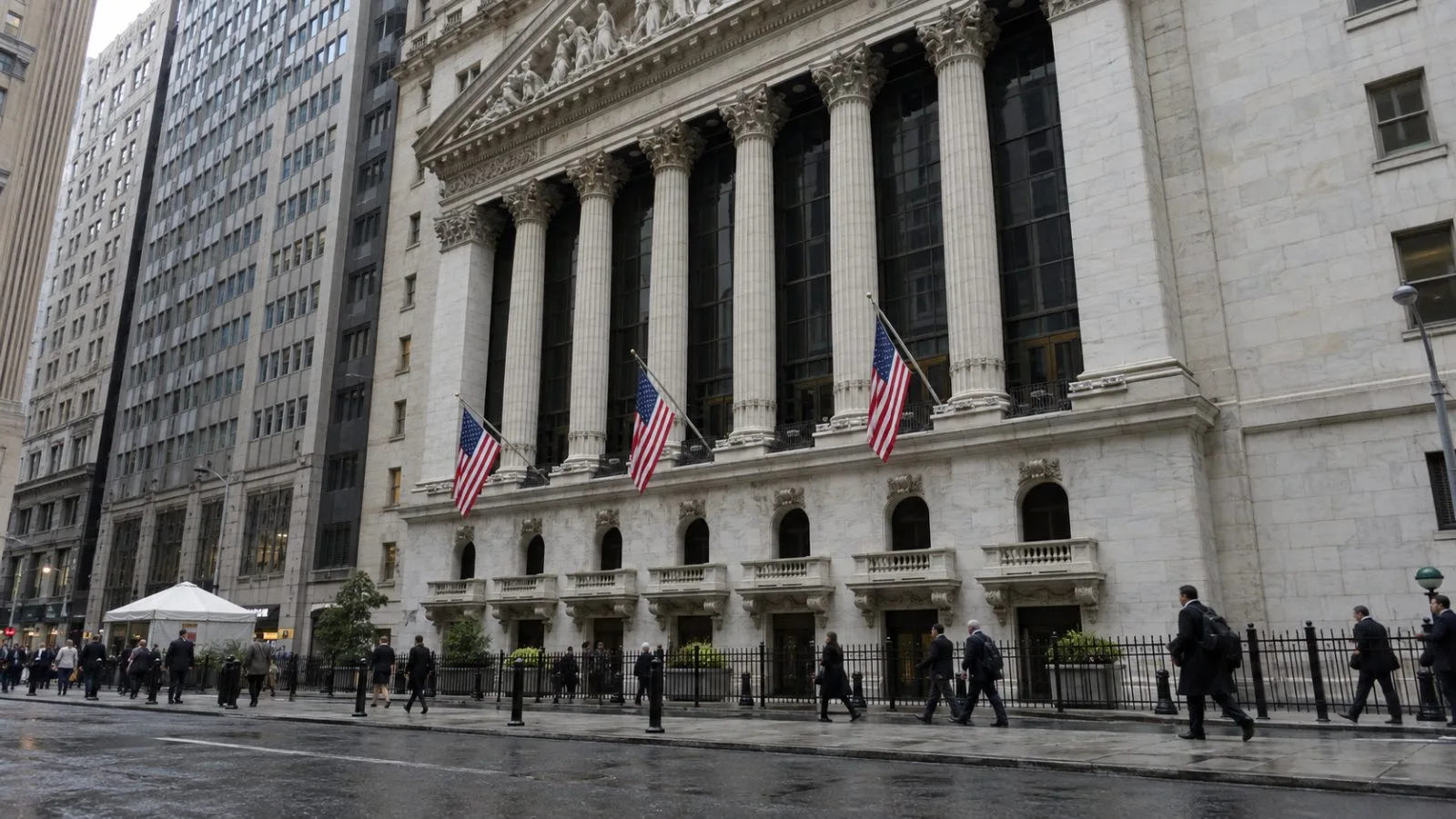 Pedestrians pass the New York Stock Exchange on Broad Street in Manhattan. (AI-generated image / EconoTimes)