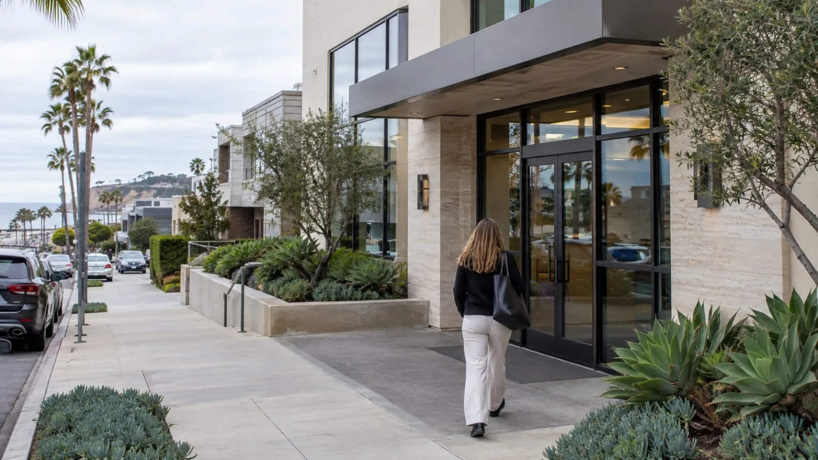 A customer enters the La Jolla office building housing CalPrivate Bank in California. (AI-generated image / EconoTimes)