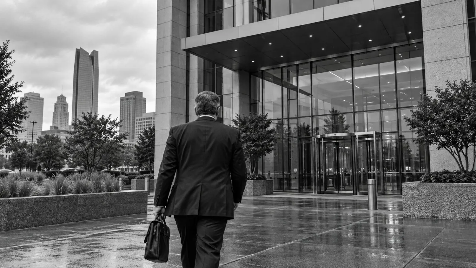 An office building stands in downtown Oklahoma City, where Expand Energy is headquartered. (AI-generated image / EconoTimes)