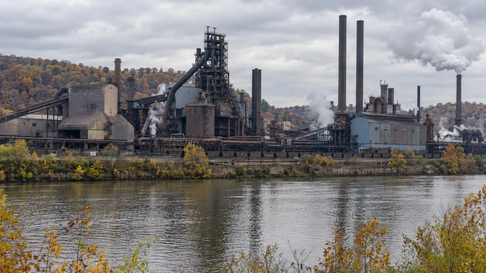 The Edgar Thomson Plant stands along the Monongahela River in Braddock, Pennsylvania. (AI-generated image / EconoTimes)