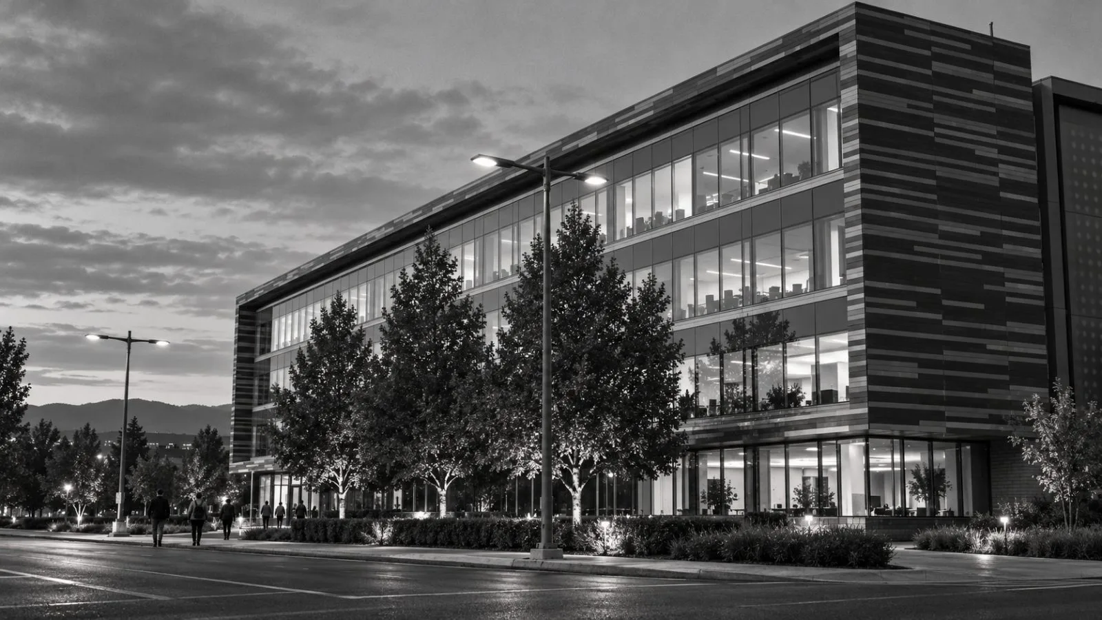 Western Digital’s headquarters stands along Great Oaks Parkway in San Jose, California. / EconoTimes.ai