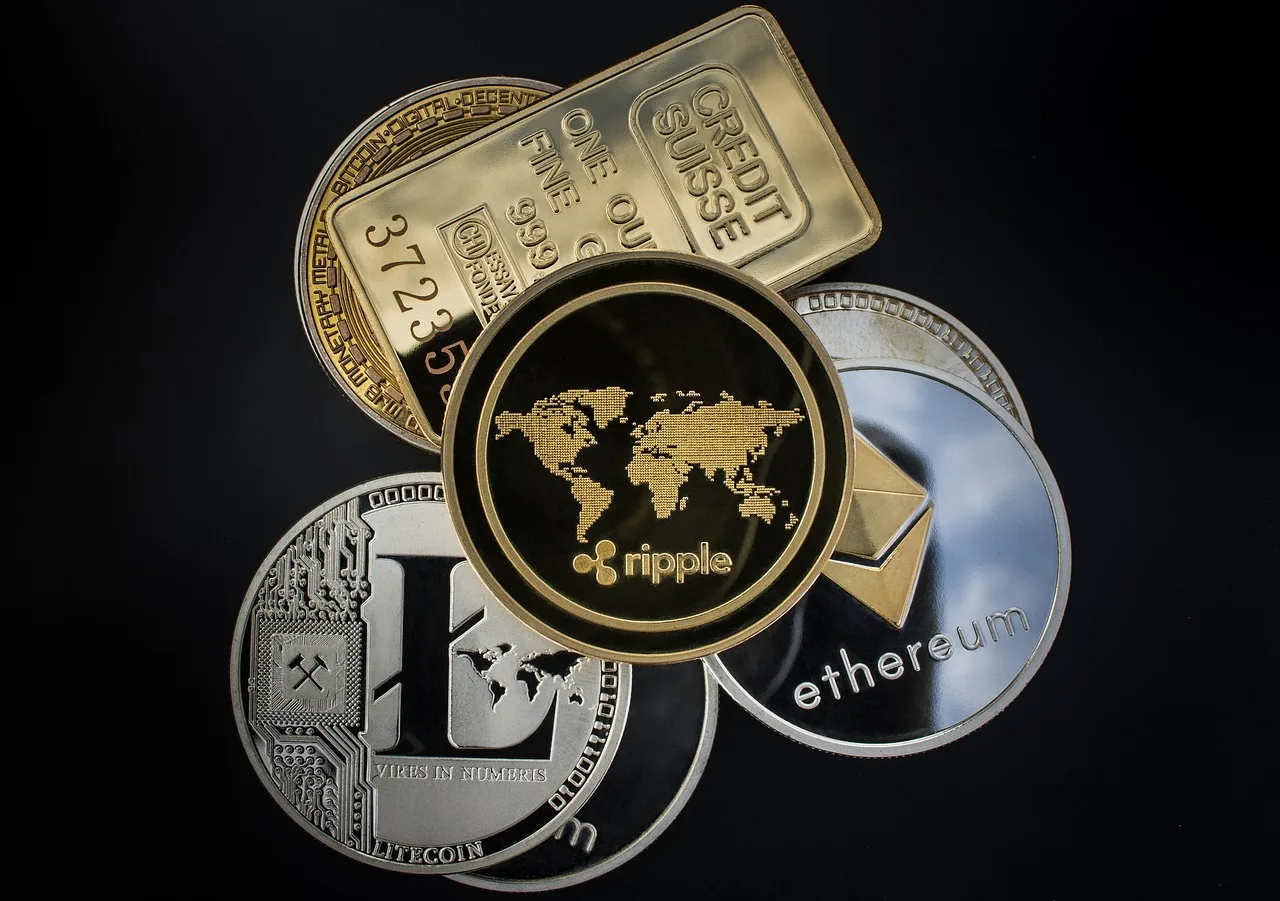 Crypto Market Slides as UBS Predicts Two More Fed Rate Hikes. Source: Image by WorldSpectrum from Pixabay