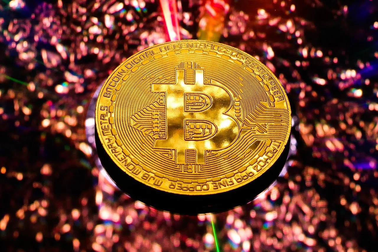 Bitcoin Falls Below $81K as Global Risk-Off Selloff Deepens. Source: Image by Eivind Pedersen from Pixabay