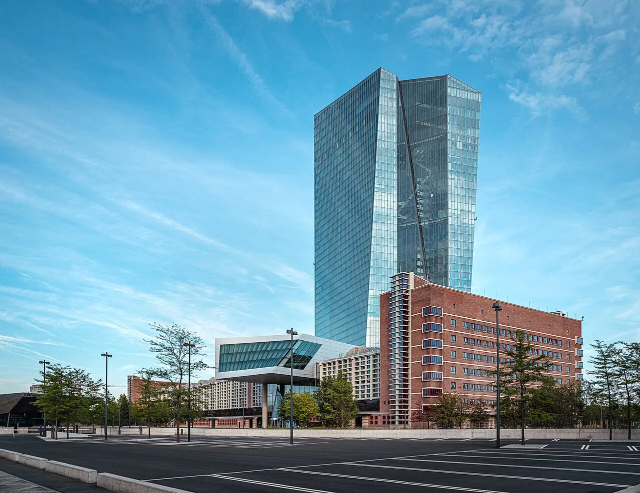 UniCredit Wins ECB Approval to Take Control of Commerzbank. Source: Thomas Wolf, CC BY-SA 3.0 DE, via Wikimedia Commons